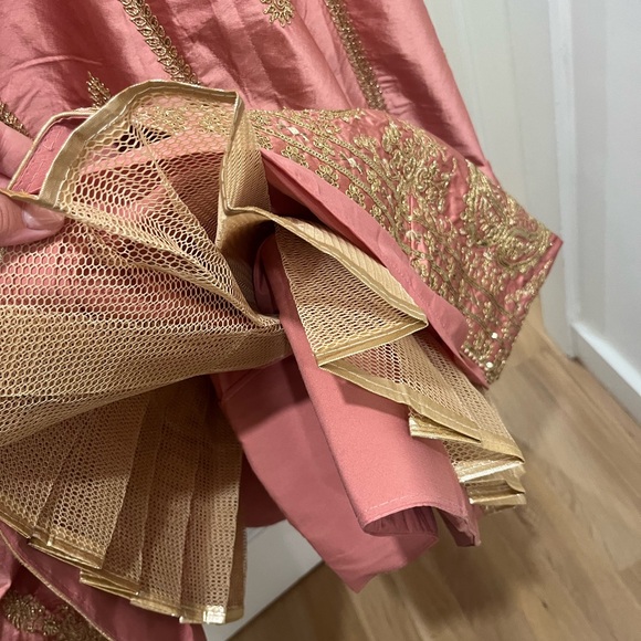 ✨Pink and Gold Indian Lehenga✨ - Picture 9 of 16